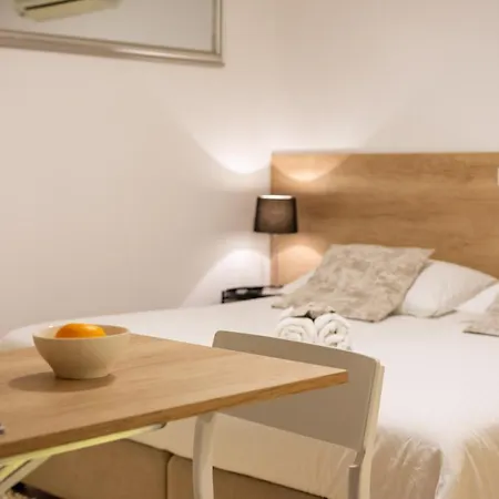 ゲストハウス & Buble トロギール