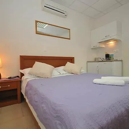 & Buble 3* Trogir