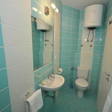 ゲストハウス & Buble