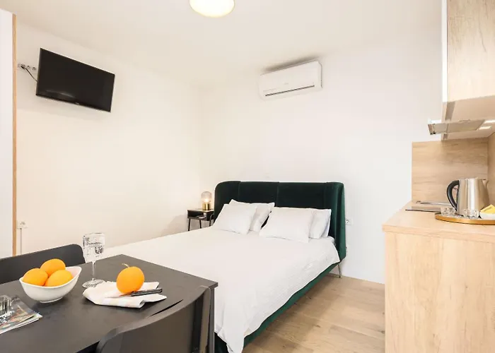 & Buble Gasthuis Trogir